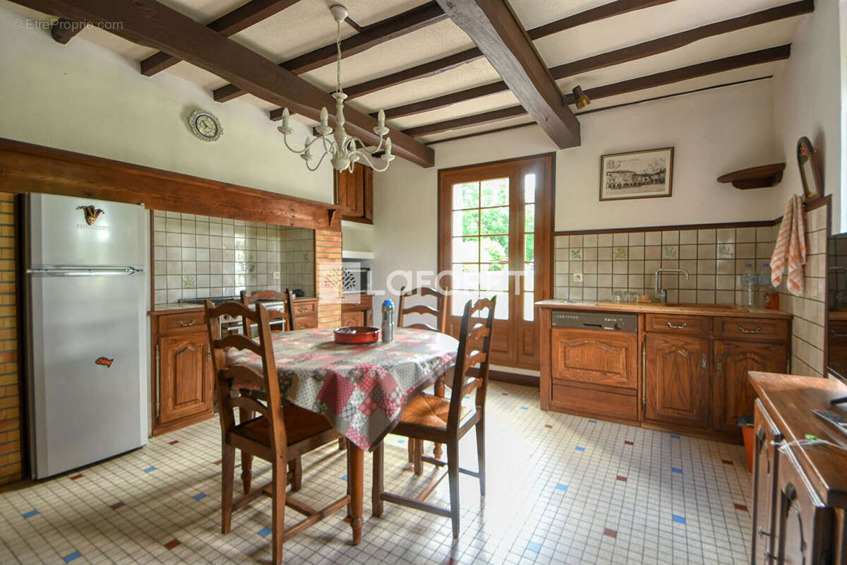 Maison à MONTANS