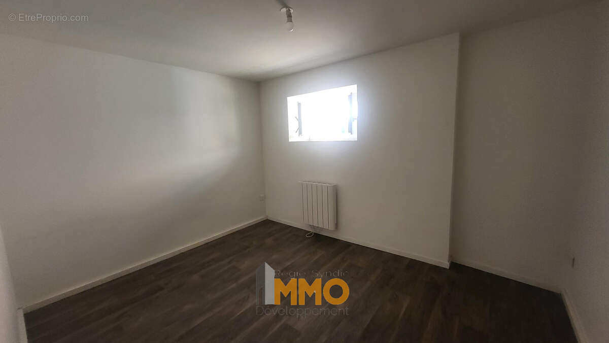 Appartement à L'ARBRESLE