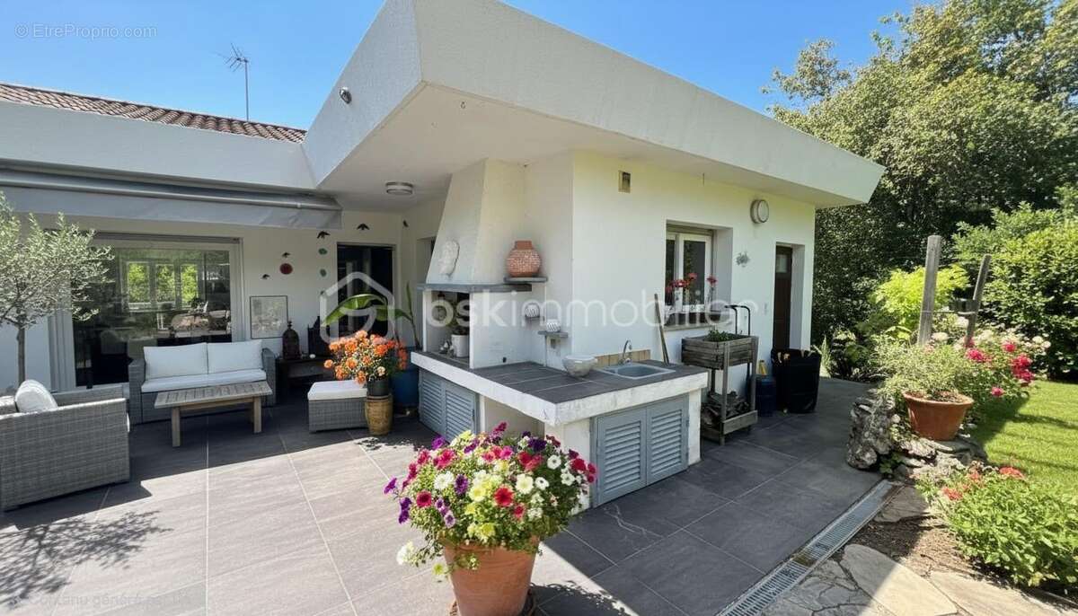 Maison à VENCE