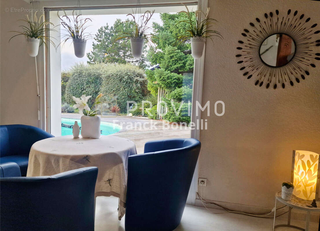 Maison à SAINT-JULIEN-EN-GENEVOIS