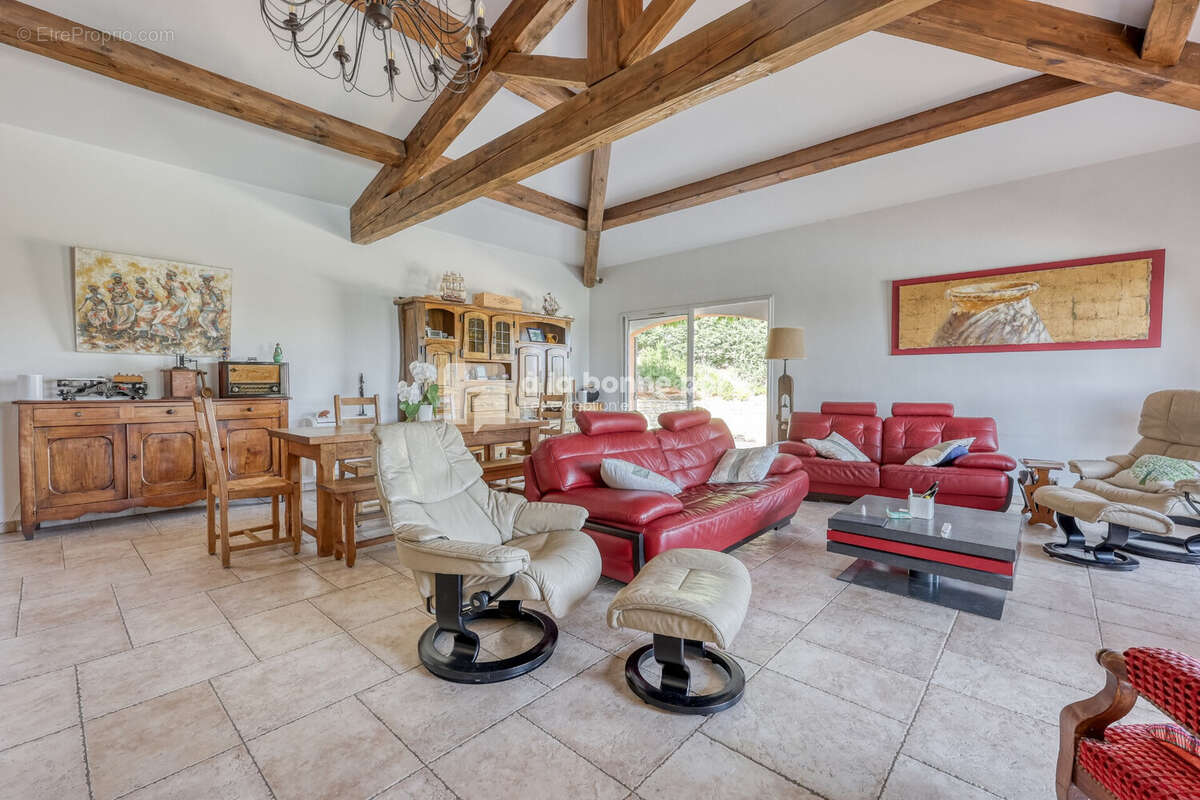 Maison à LA CADIERE-D'AZUR