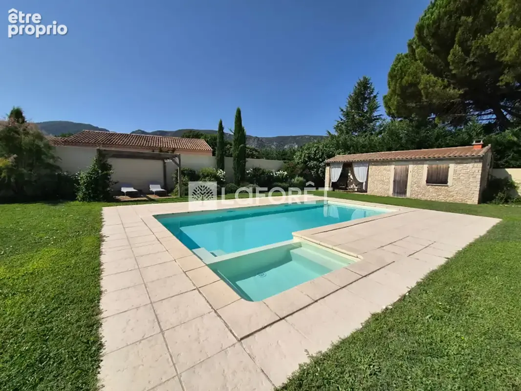 Maison Maubec 6 pièce(s) 209m2 - photo 15