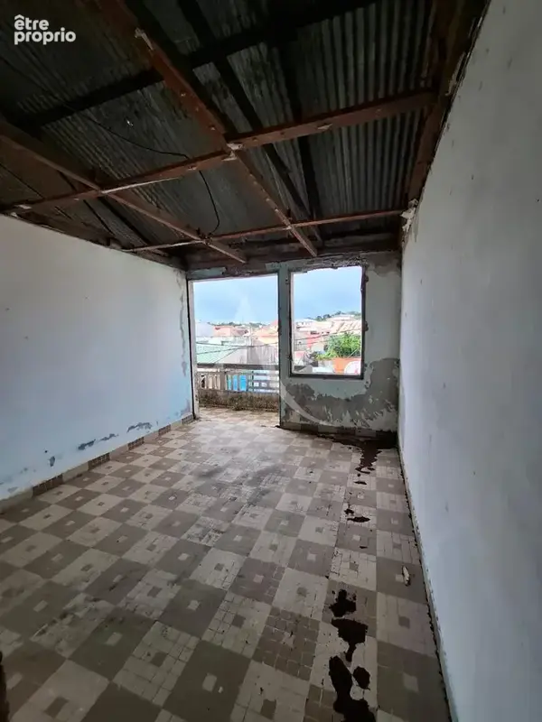 Immeuble à réhabiliter Saint Esprit 7 pièce(s) 166 m2 Affaire à SAISIR !!!!!! INVESTISSEURS - photo 8