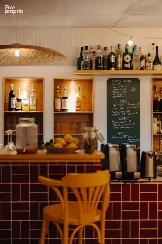 Restaurant de charme avec boutique, au cœur de l'arrière-pays niçois - photo 2