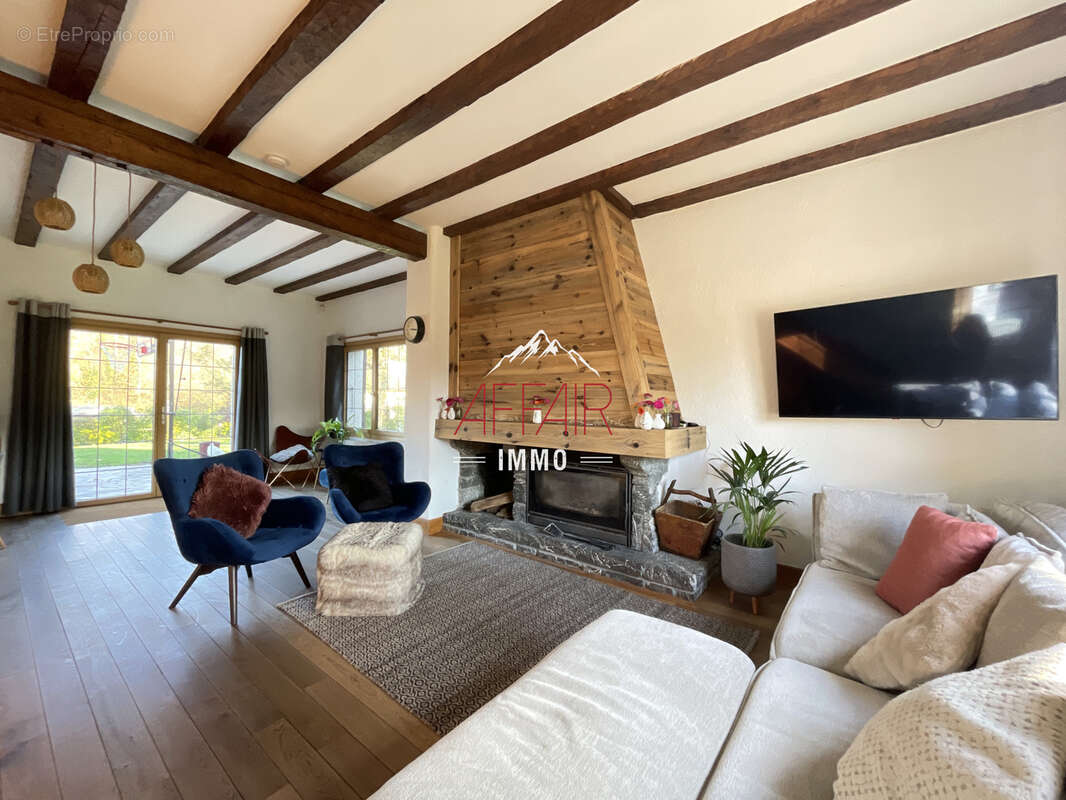 Maison à NEYDENS