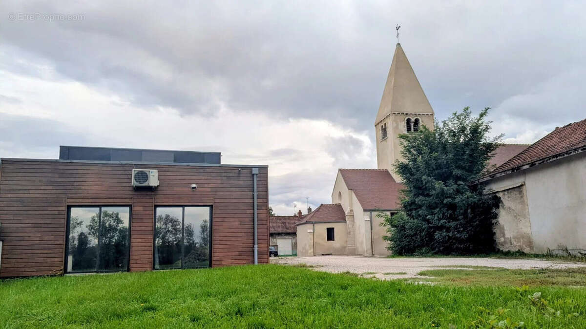 Maison à VERJUX
