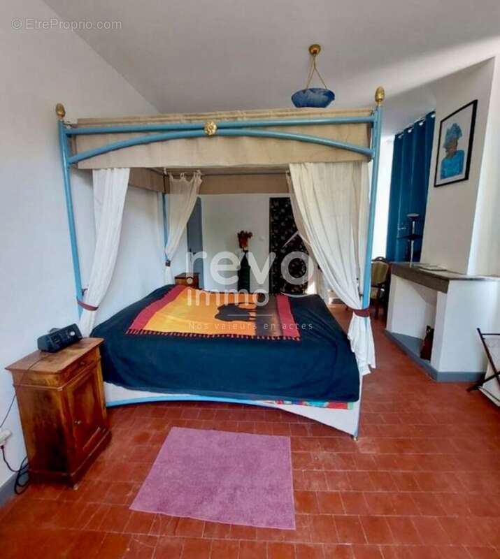 Maison à ROCHEBRUNE