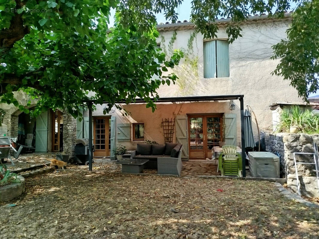 Maison à LAROQUE