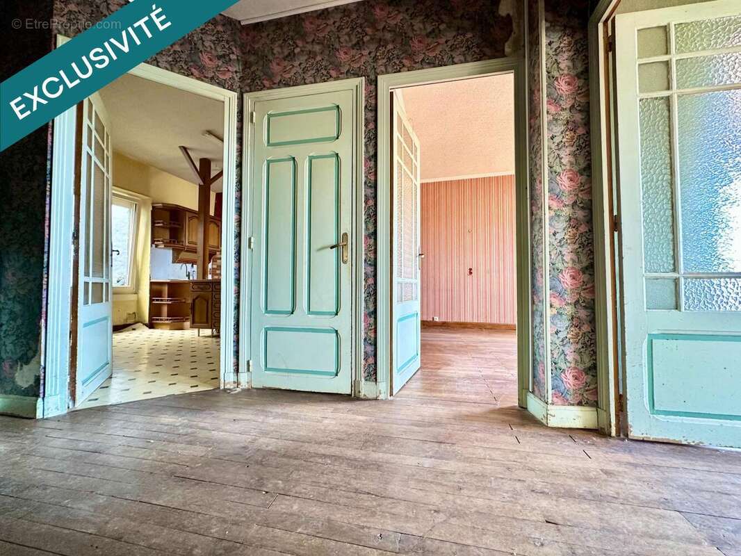 Maison 147 m² à Thiers  - photo 8