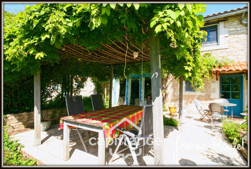 Maison à CHAMPIGNY-LE-SEC