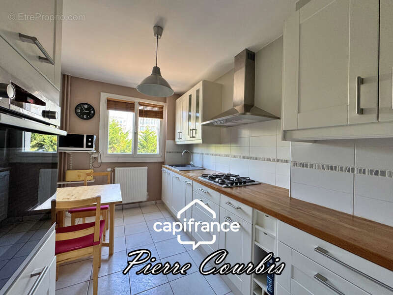 Appartement à LYON-8E