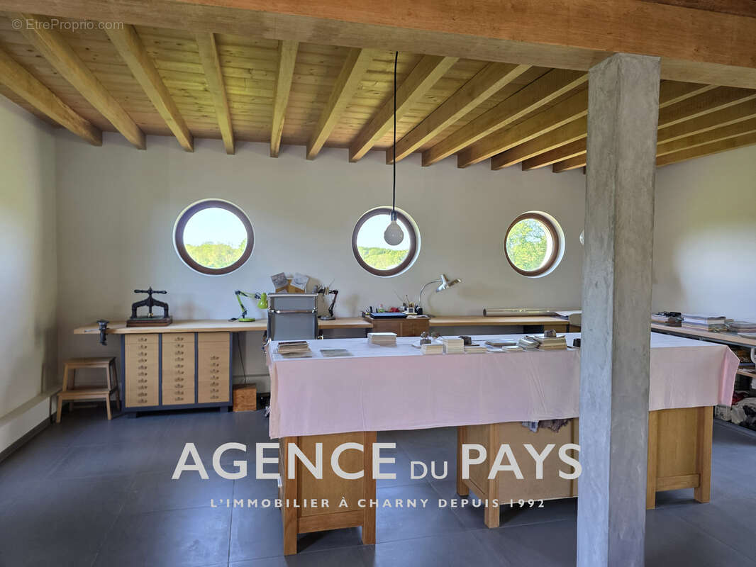 Maison à CHAMPCEVRAIS