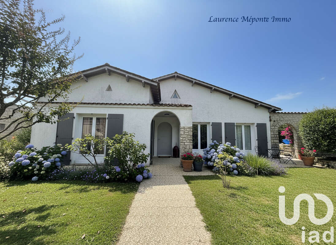 Photo 2 - Maison à COGNAC