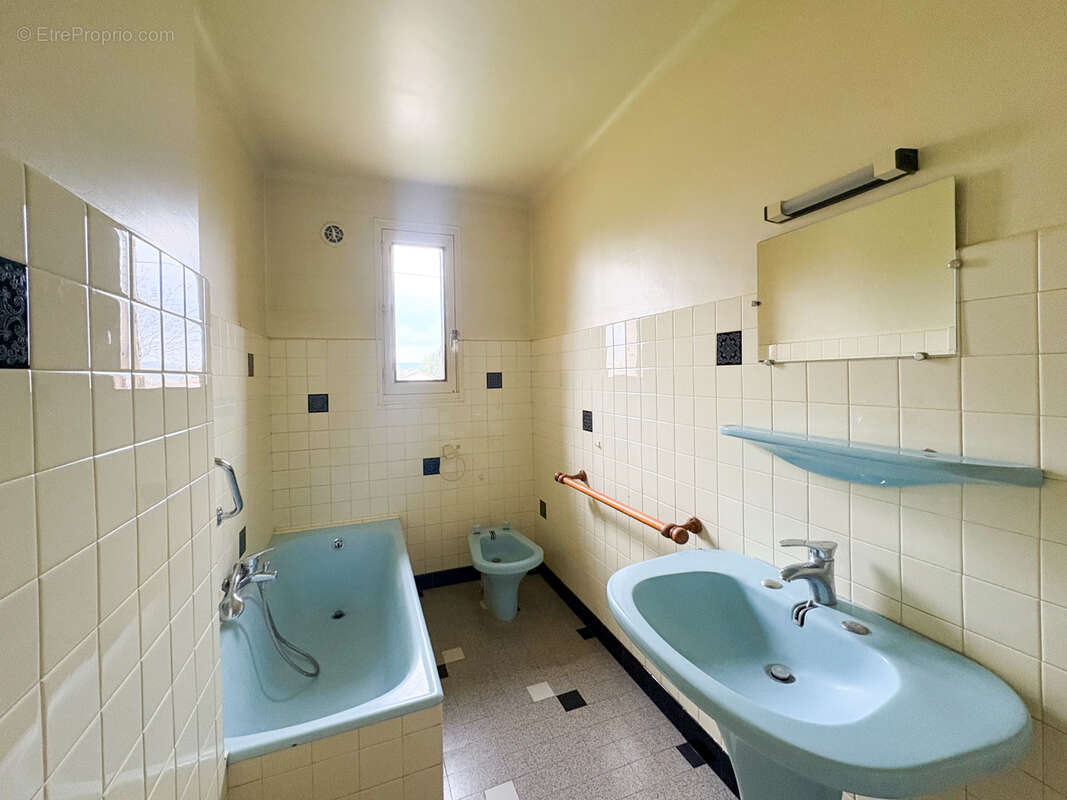 Maison à SAINT-ALBAN-DU-RHONE