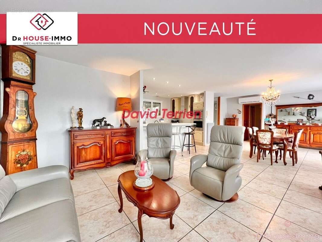 Maison à AMBARES-ET-LAGRAVE