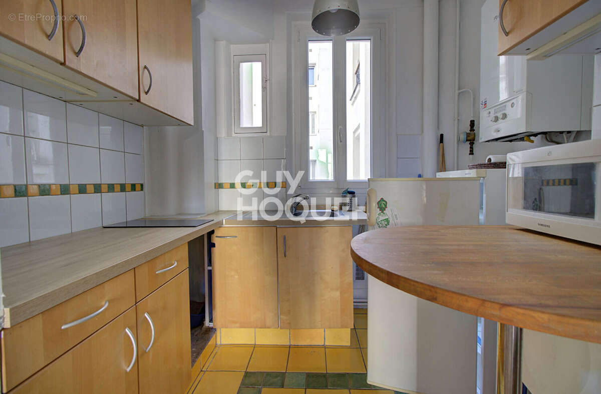 Appartement à PARIS-20E