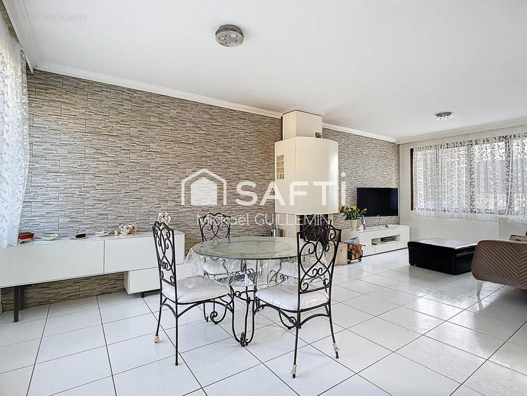 Photo 1 - Maison à ALFORTVILLE