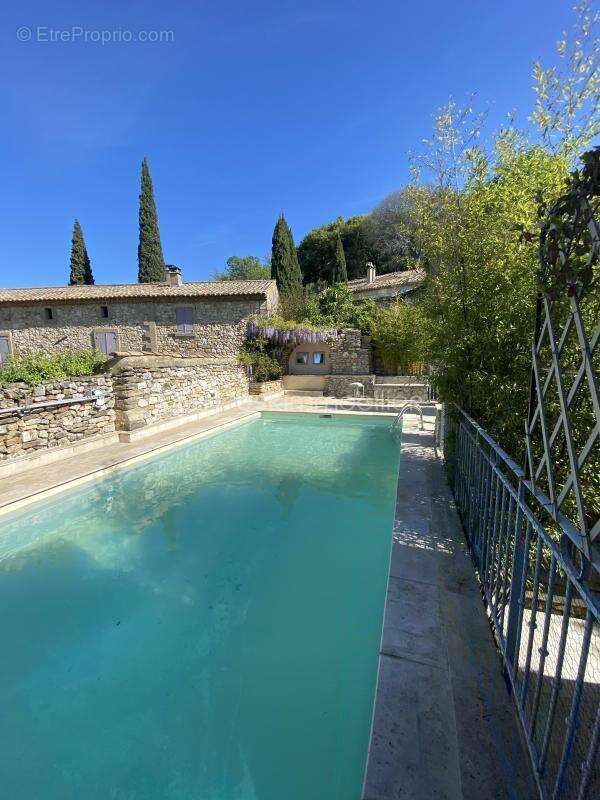 Maison de caractere avec jardin d'exception,piscine et vue imprenable-proche uzes - photo 17