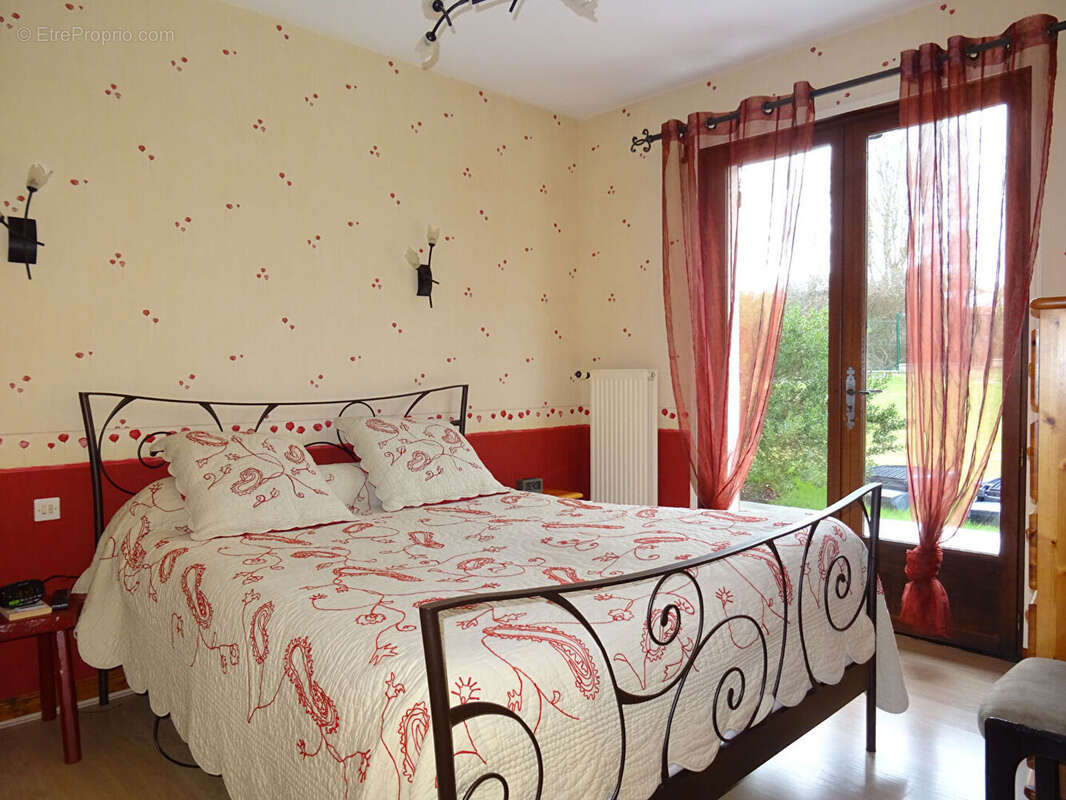 Maison à SAINT-DENIS-D&#039;AUTHOU