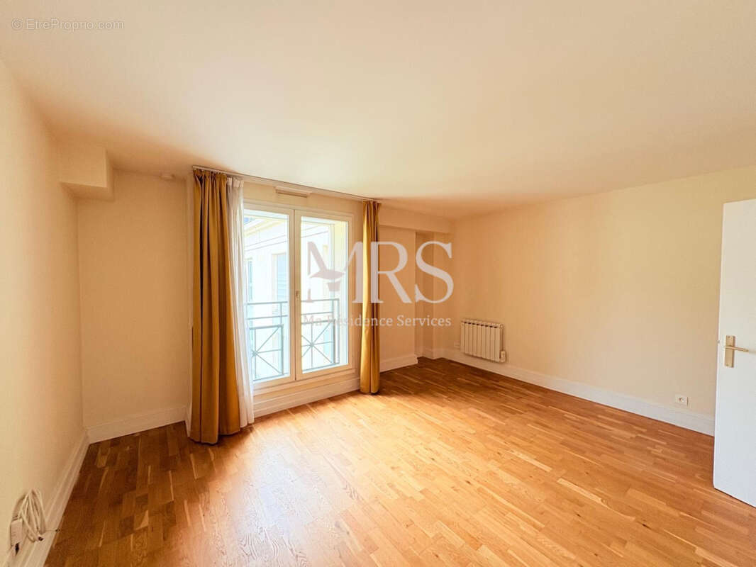 Appartement à VERSAILLES