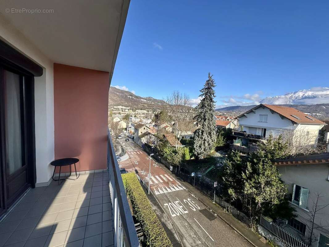 Appartement à VOIRON