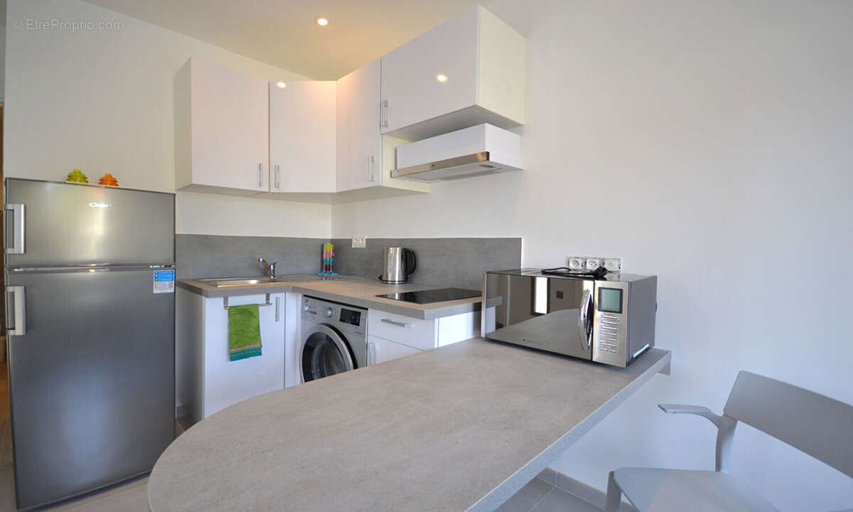 Appartement à LES CLAYES-SOUS-BOIS