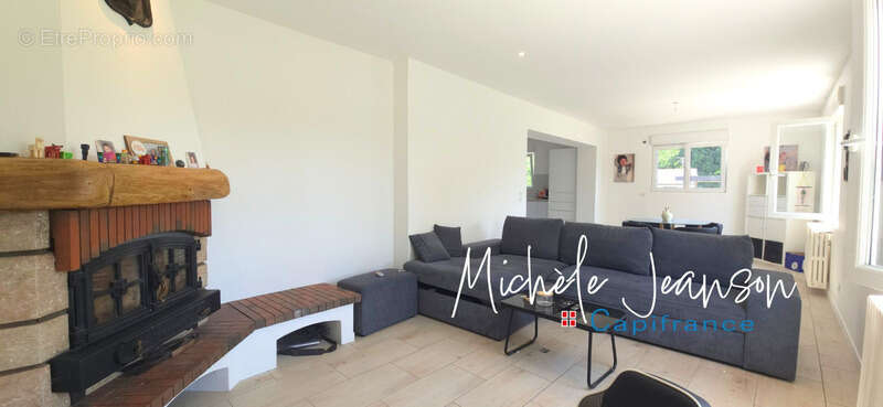 Maison à vendre 5 pièces LAISSAUD (73) - photo 4