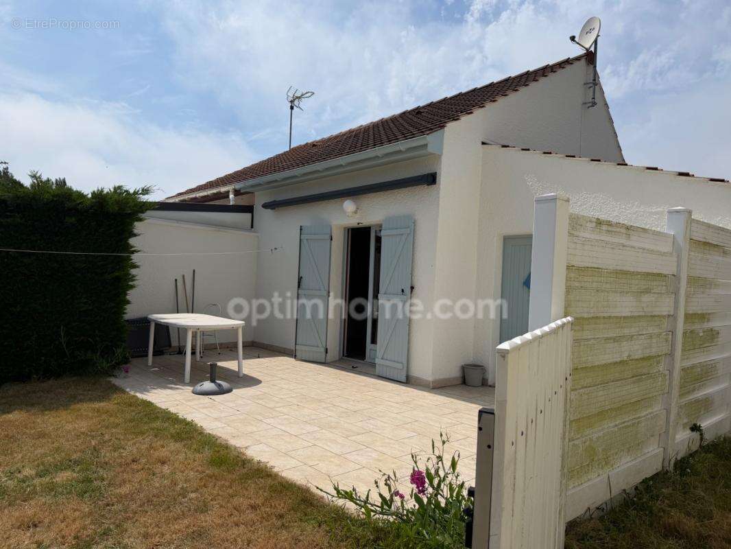 Maison 2 chambres avec jardin – Sainte-Cécile-Plage - photo 11