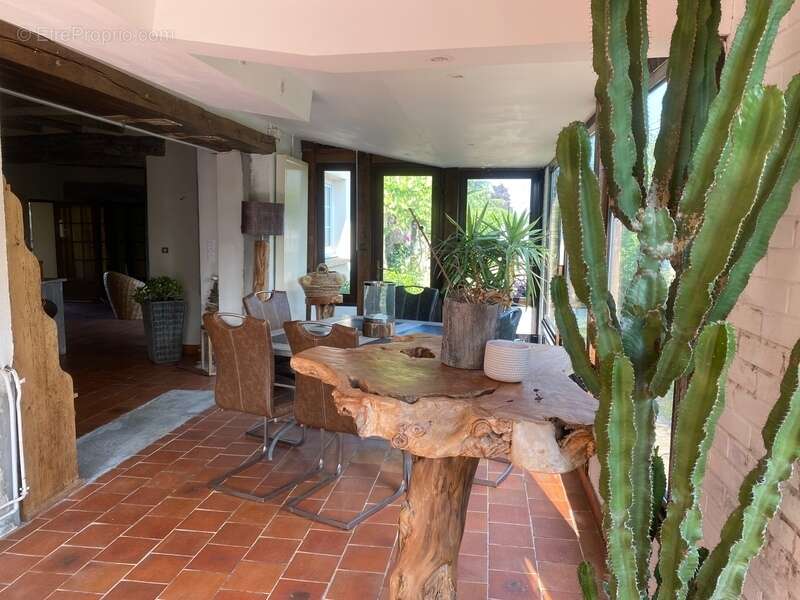 Maison à VOIVRES-LES-LE-MANS