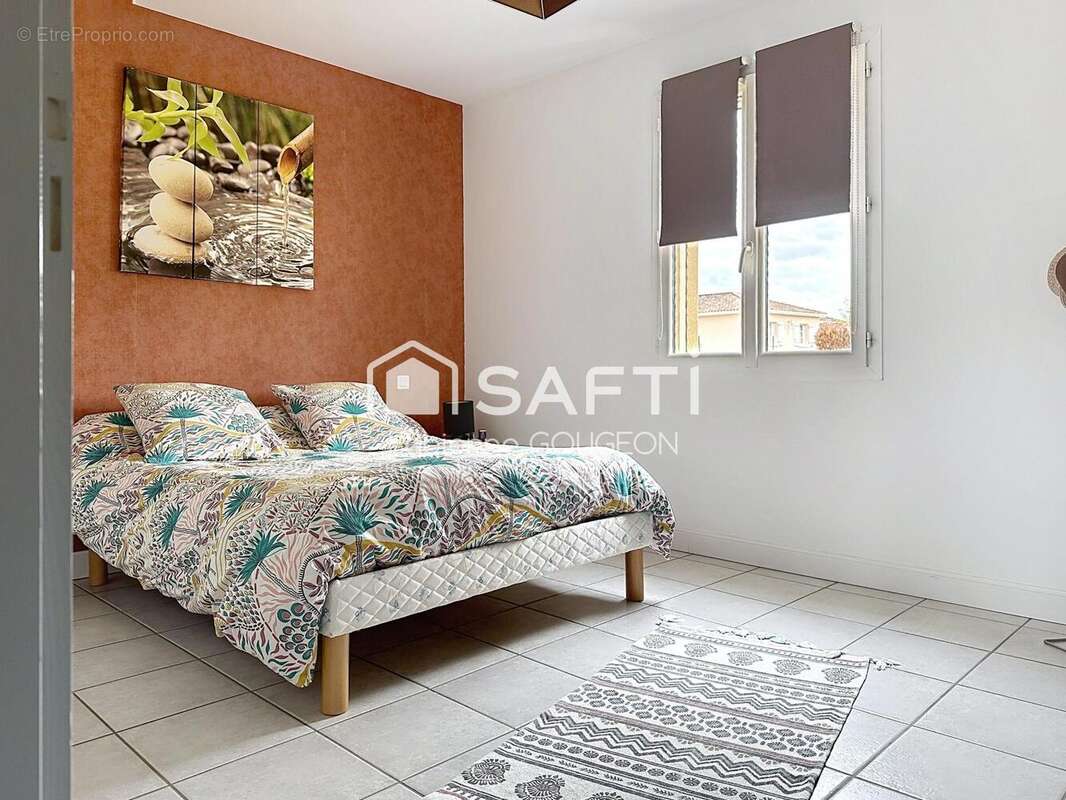 Maison 103 m² à Marillac-Le-Franc  - photo 5