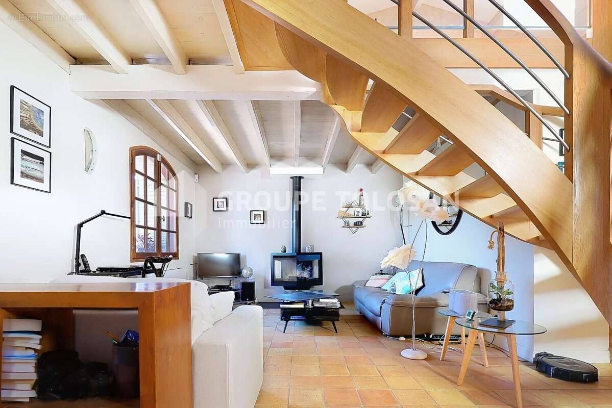 Maison à ESCALQUENS