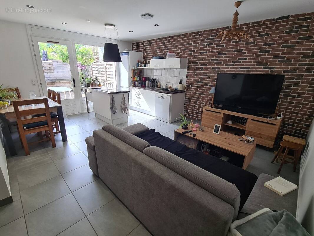 Appartement à GRIGNON