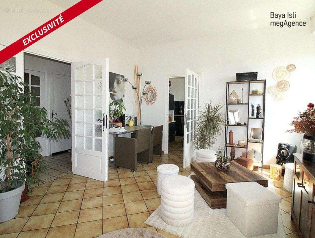 Appartement à SAINTE-SIGOLENE