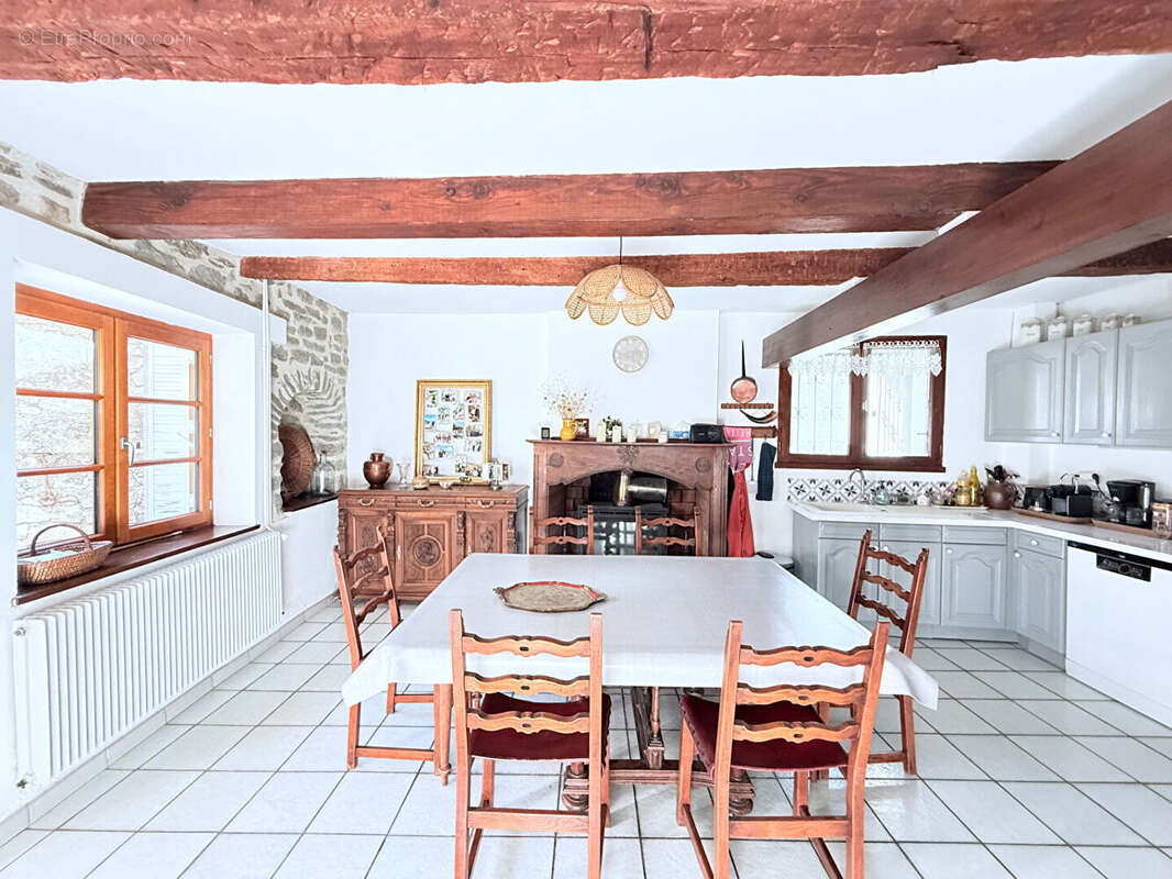 Maison à CESSERAS
