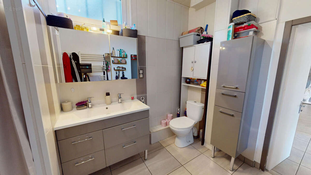 Maison à SAINT-DOULCHARD