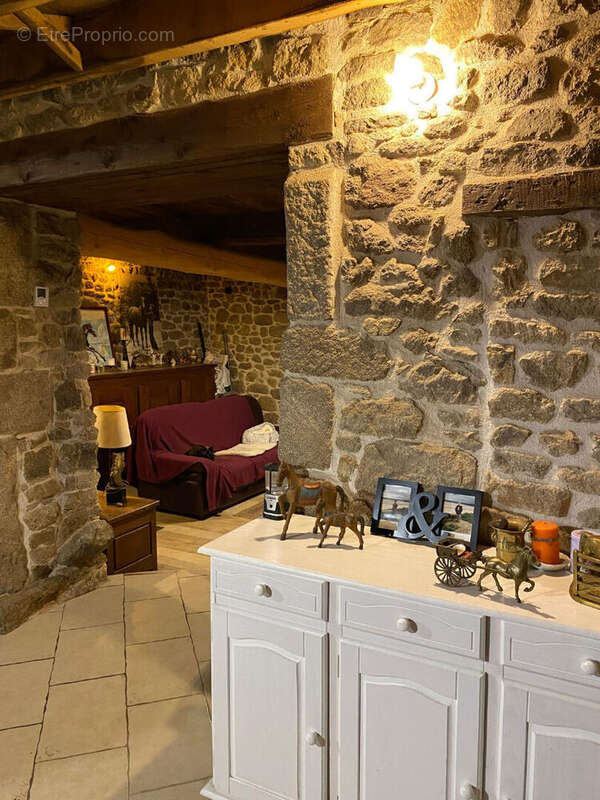Maison à MEZIERES-SUR-COUESNON