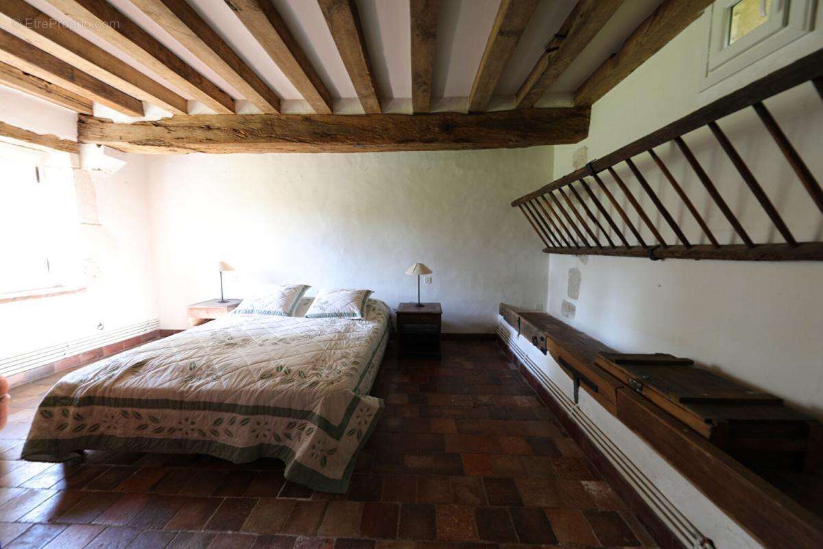 Maison à SAINT-MAURICE-SUR-AVEYRON