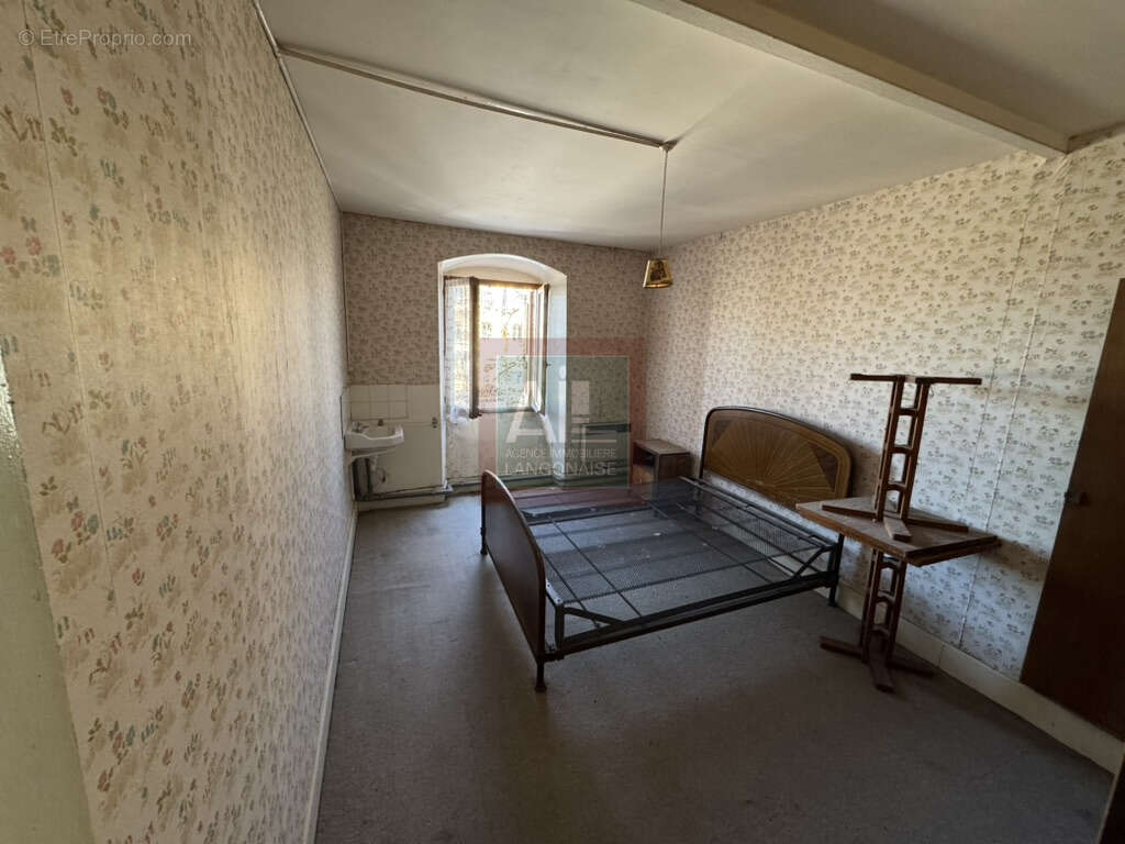 Maison à SOLIGNAC-SUR-LOIRE