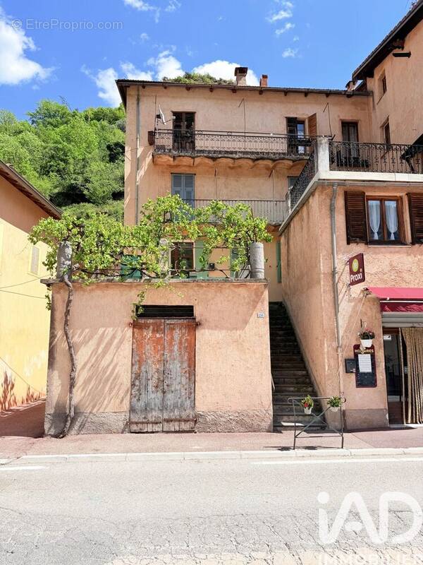 Photo 1 - Appartement à SAINT-SAUVEUR-SUR-TINEE