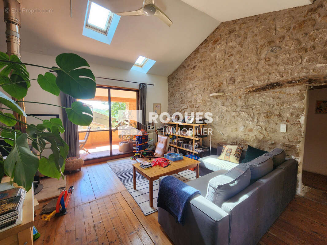 Les Plans, Maison de village avec terrasse et jardin ! - photo 24