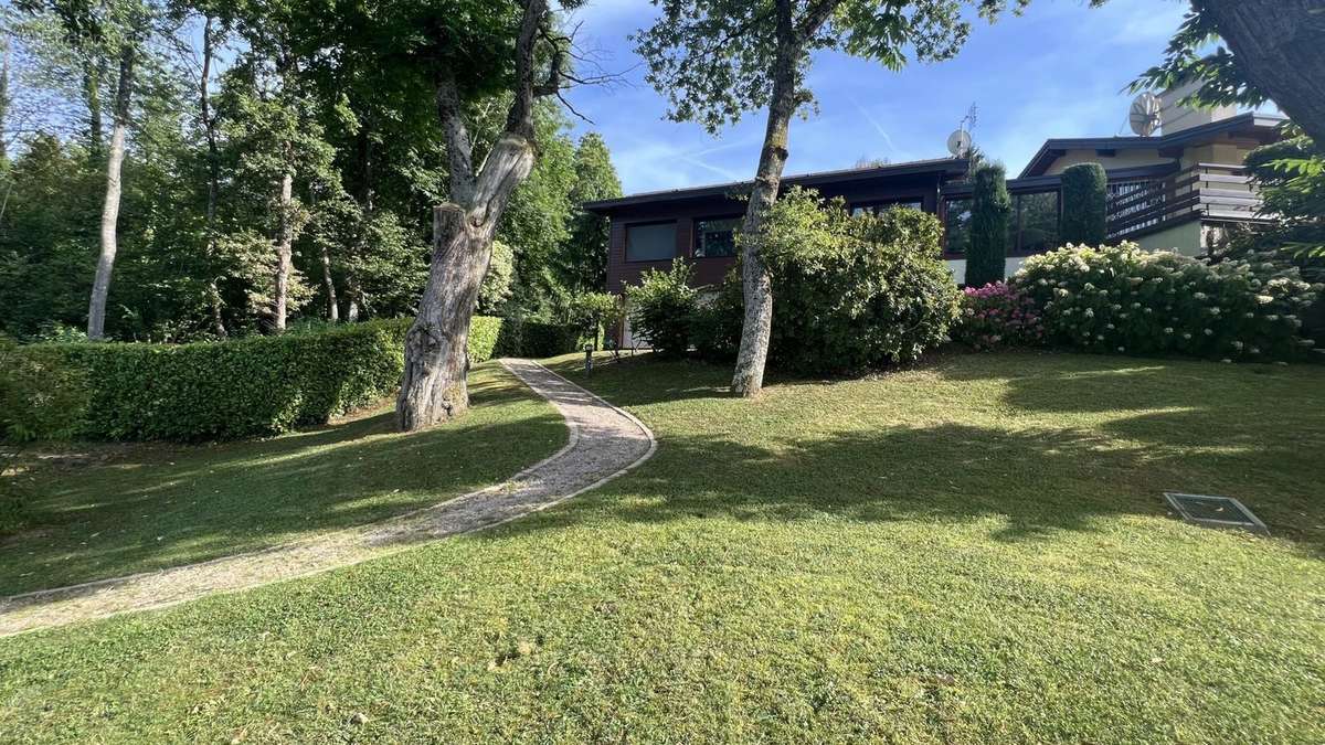 Maison à NEUVECELLE