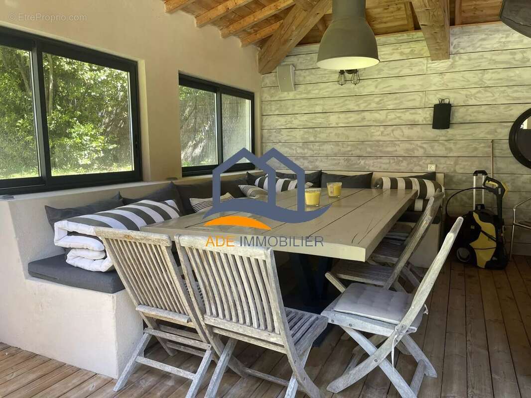 Maison à EGUILLES