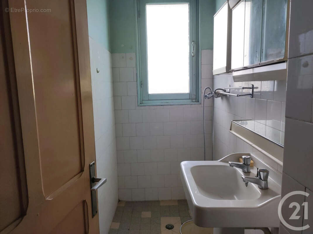 Maison 83 m² à Dampierre-Sous-Bouhy  - photo 10