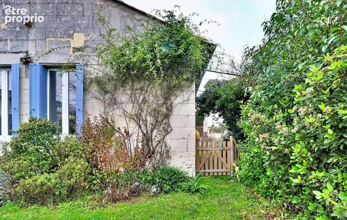 Maison de caractère en pierre de 8 pièces, 5 chambres. 200 m²- DPE C , Saint-Dizant-du Gua - photo 25