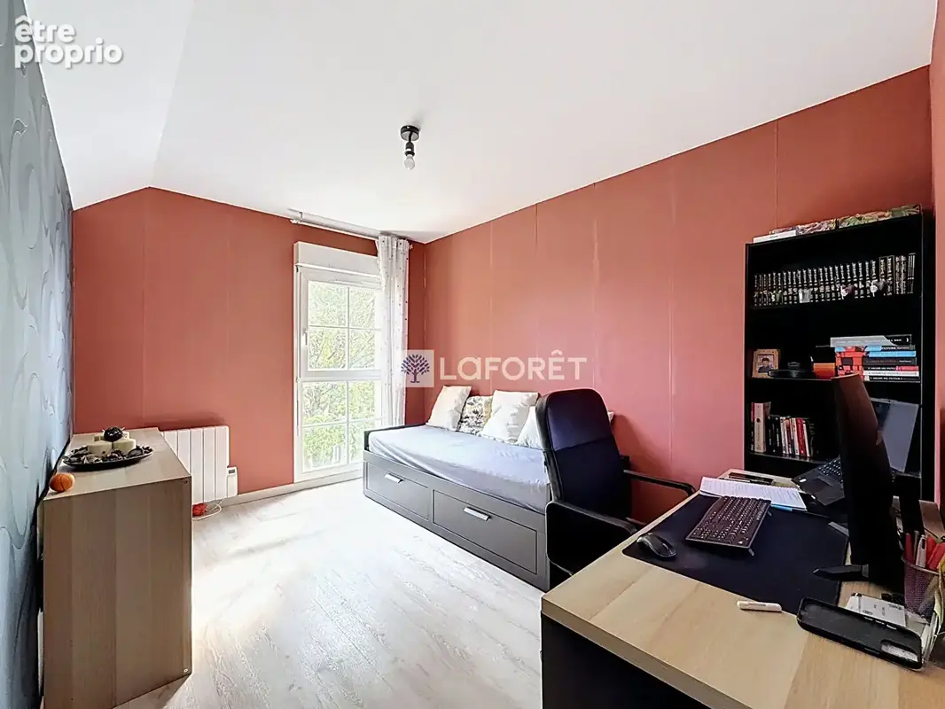 Maison contemporaine avec salon cathédrale - photo 9
