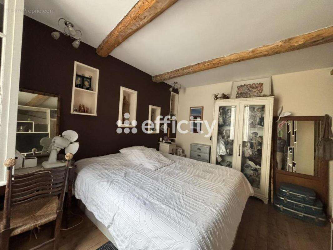 Maison à SAINT-GENIES-DE-FONTEDIT