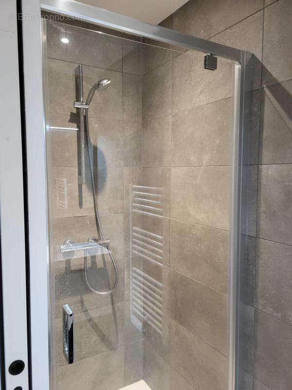 Appartement à MORNANT