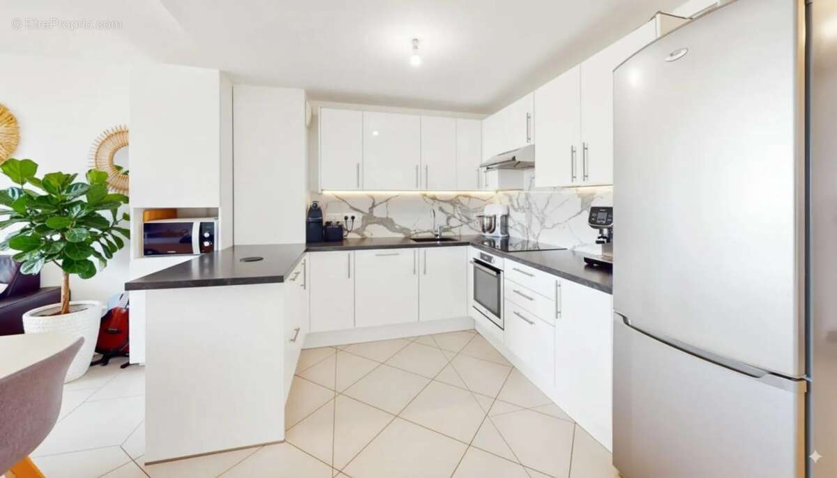 Appartement à SARTROUVILLE