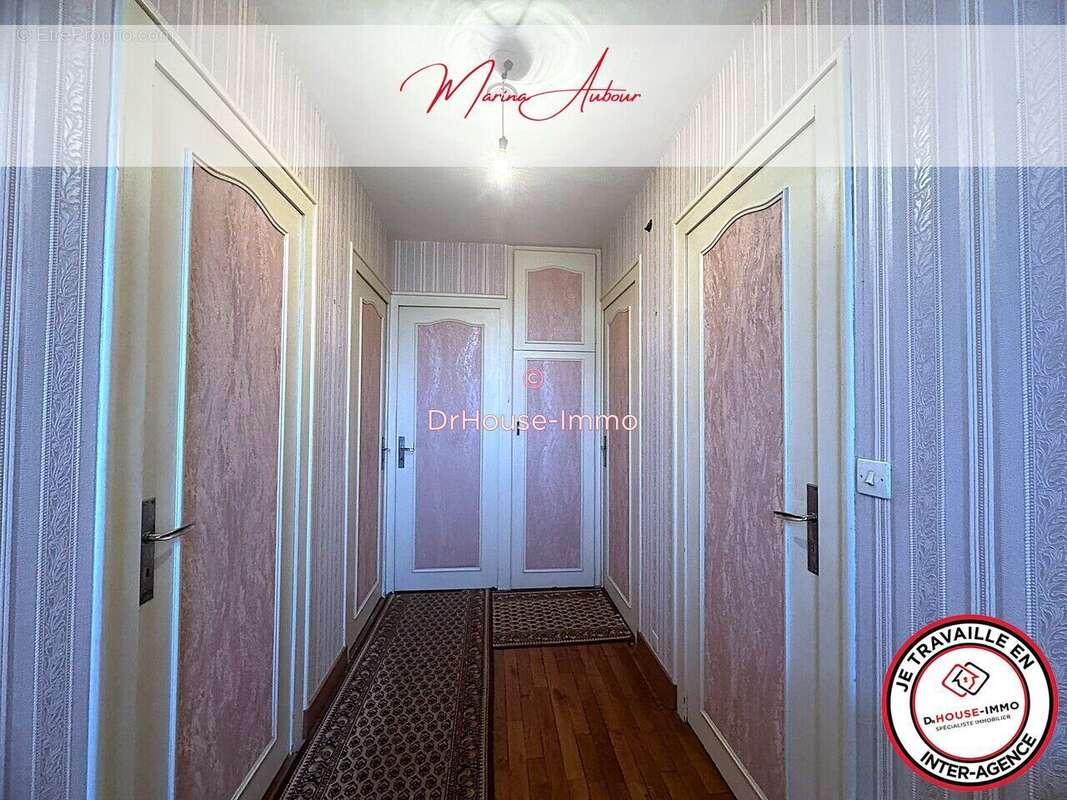 Maison 100 m² à Vouille  - photo 81