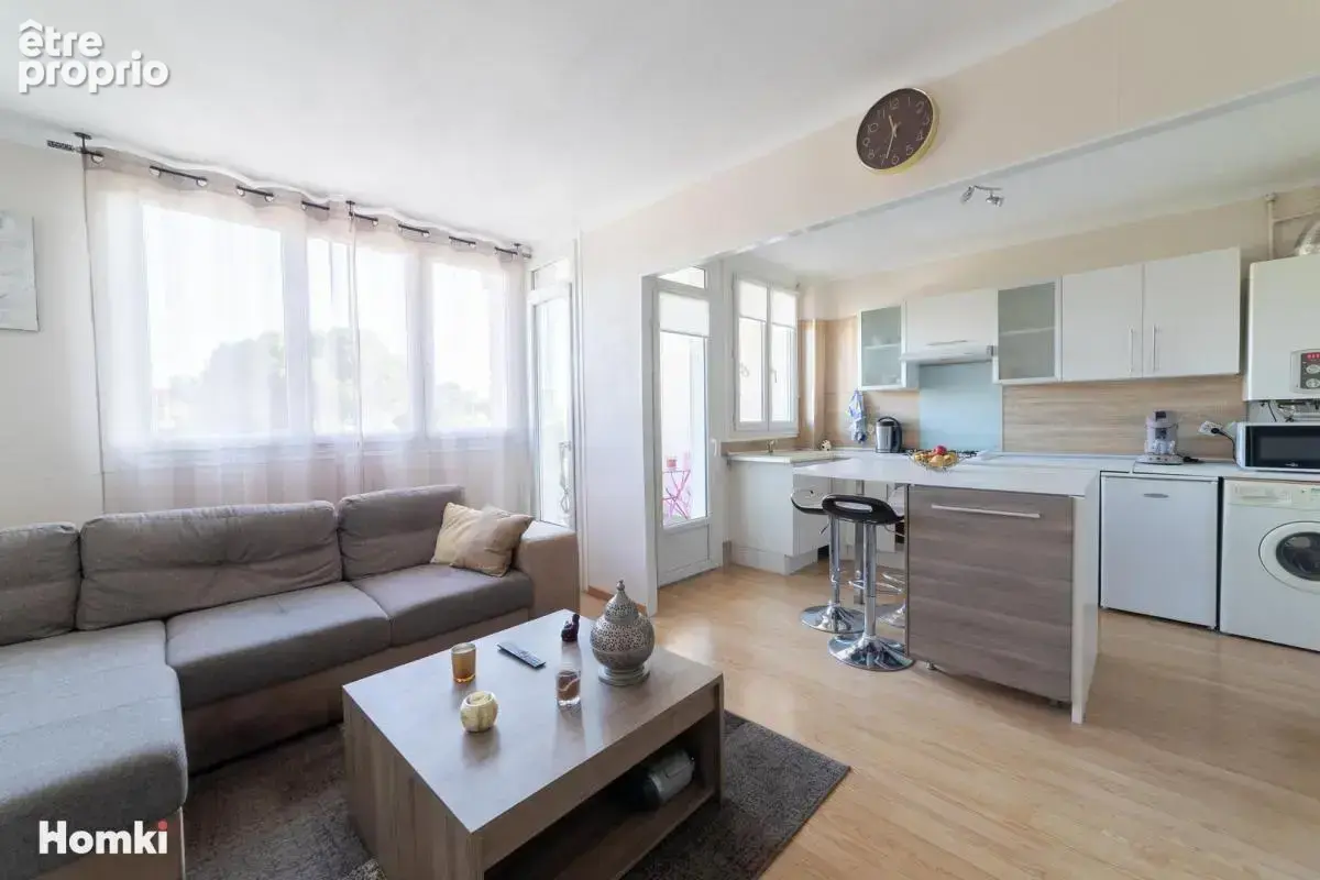 Appartement T3 de 60 m² à Montpellier 34070, Rue des Bleuets - photo 2